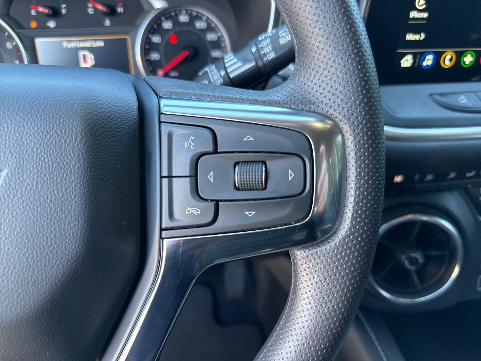 Used 2024 Chevrolet Blazer LT FWD image 20