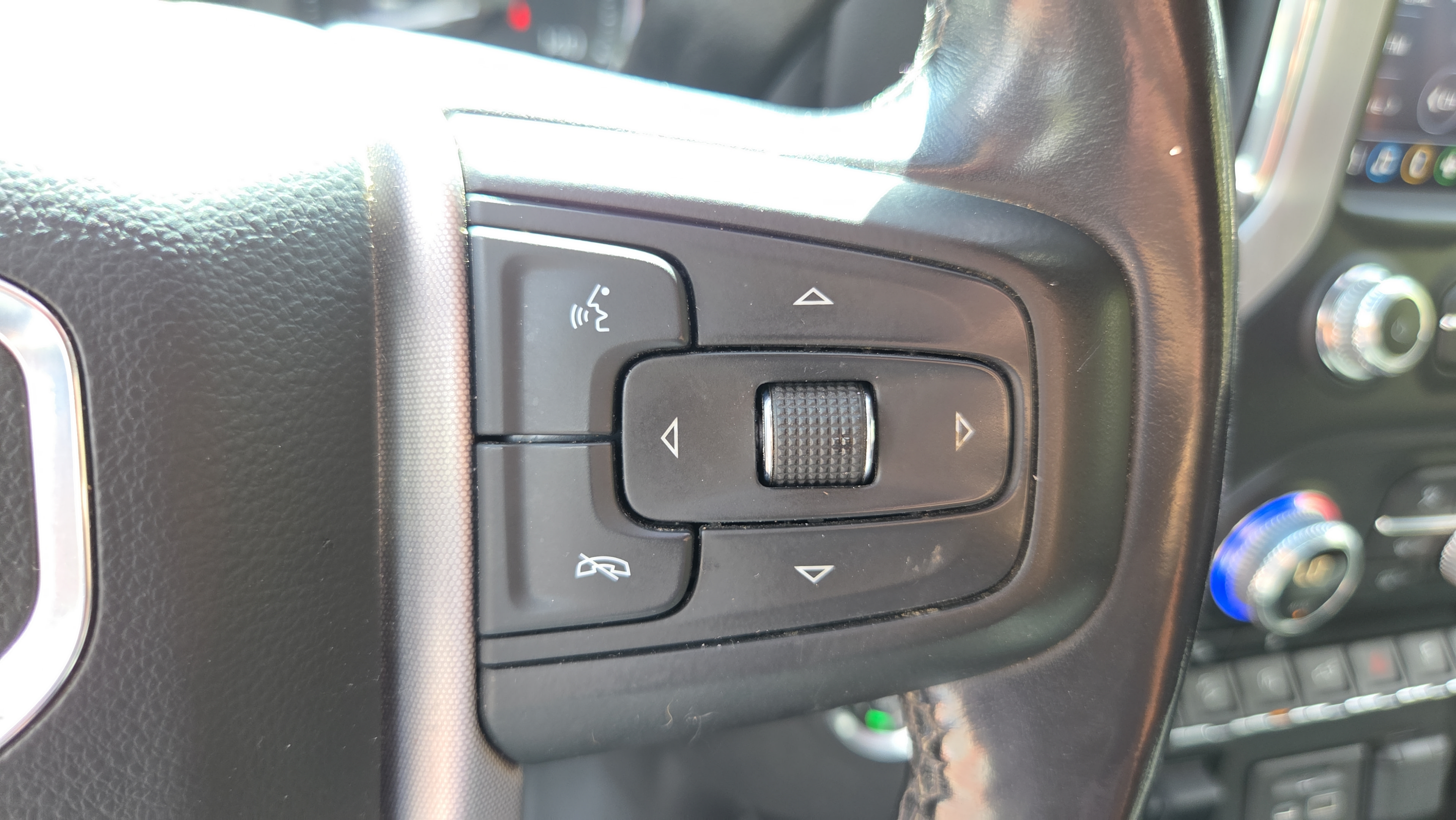 Certified 2021 GMC Sierra 1500 SLT w/ X31 Off-Road Package AWD/4WD image 24