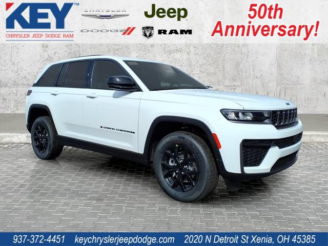New 2026 Jeep Grand Cherokee Altitude AWD/4WD image 1