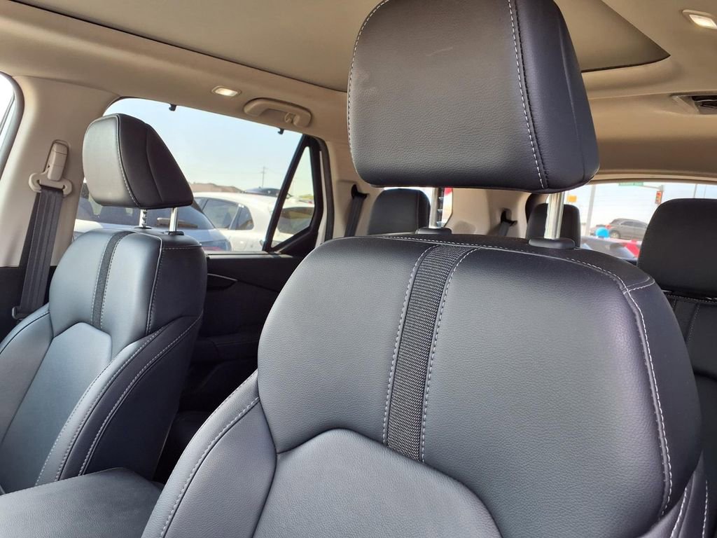 Certified 2024 Honda Pilot Touring image 17