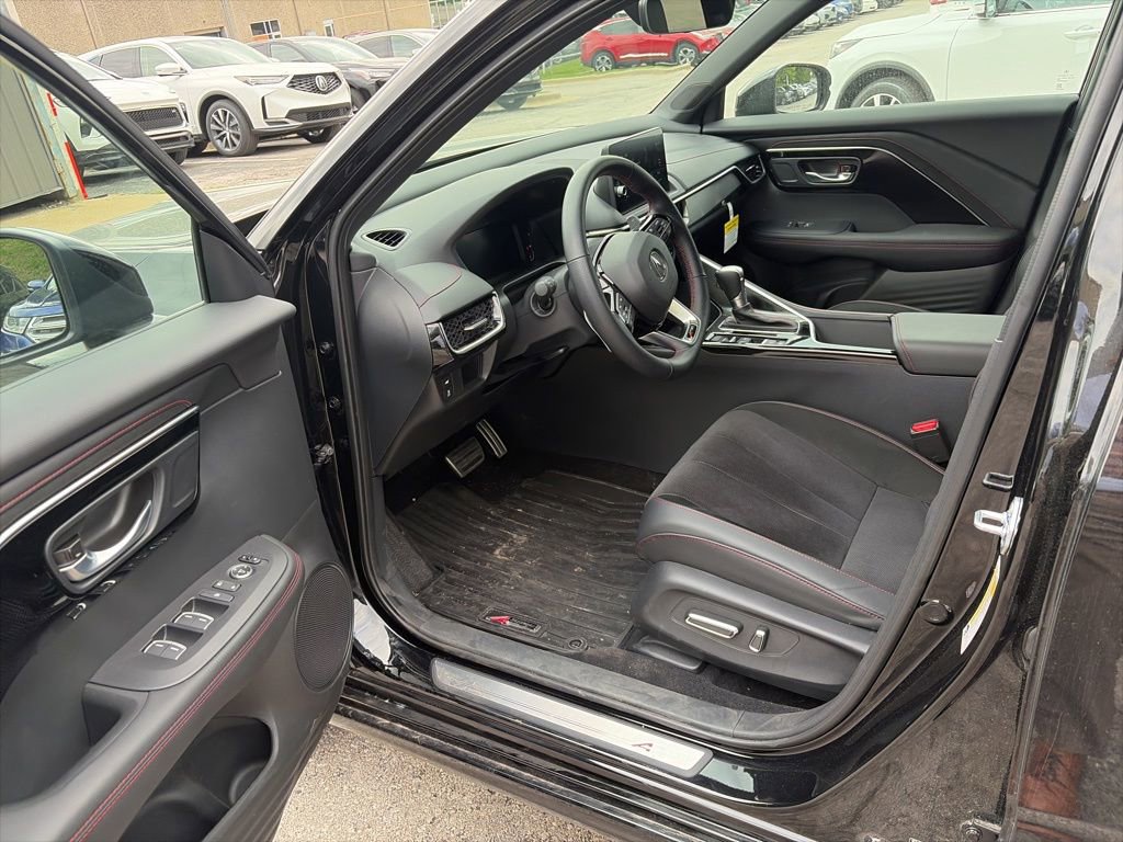 Used 2025 Acura ADX A-Spec AWD/4WD image 8