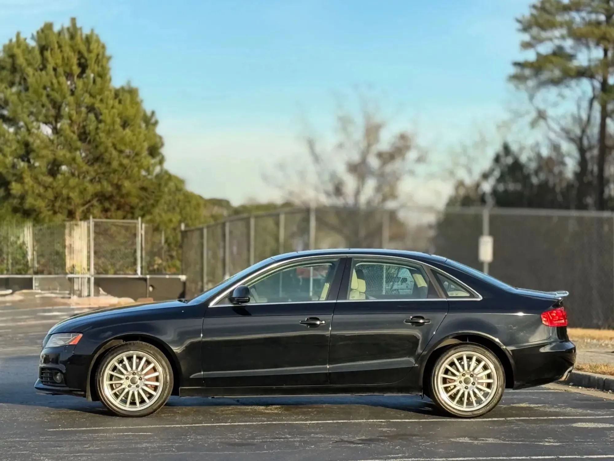 Used 2009 Audi A4 2.0T Premium Plus AWD/4WD image 8