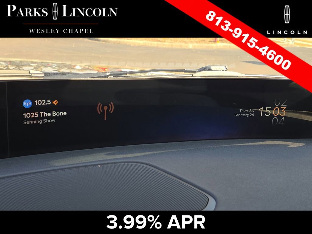 Used 2025 Lincoln Navigator Reserve image 23