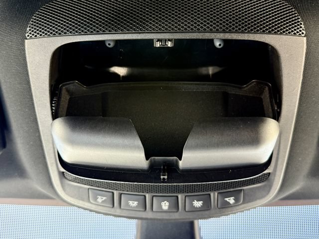 Used 2022 Ford Edge ST-Line AWD/4WD image 24