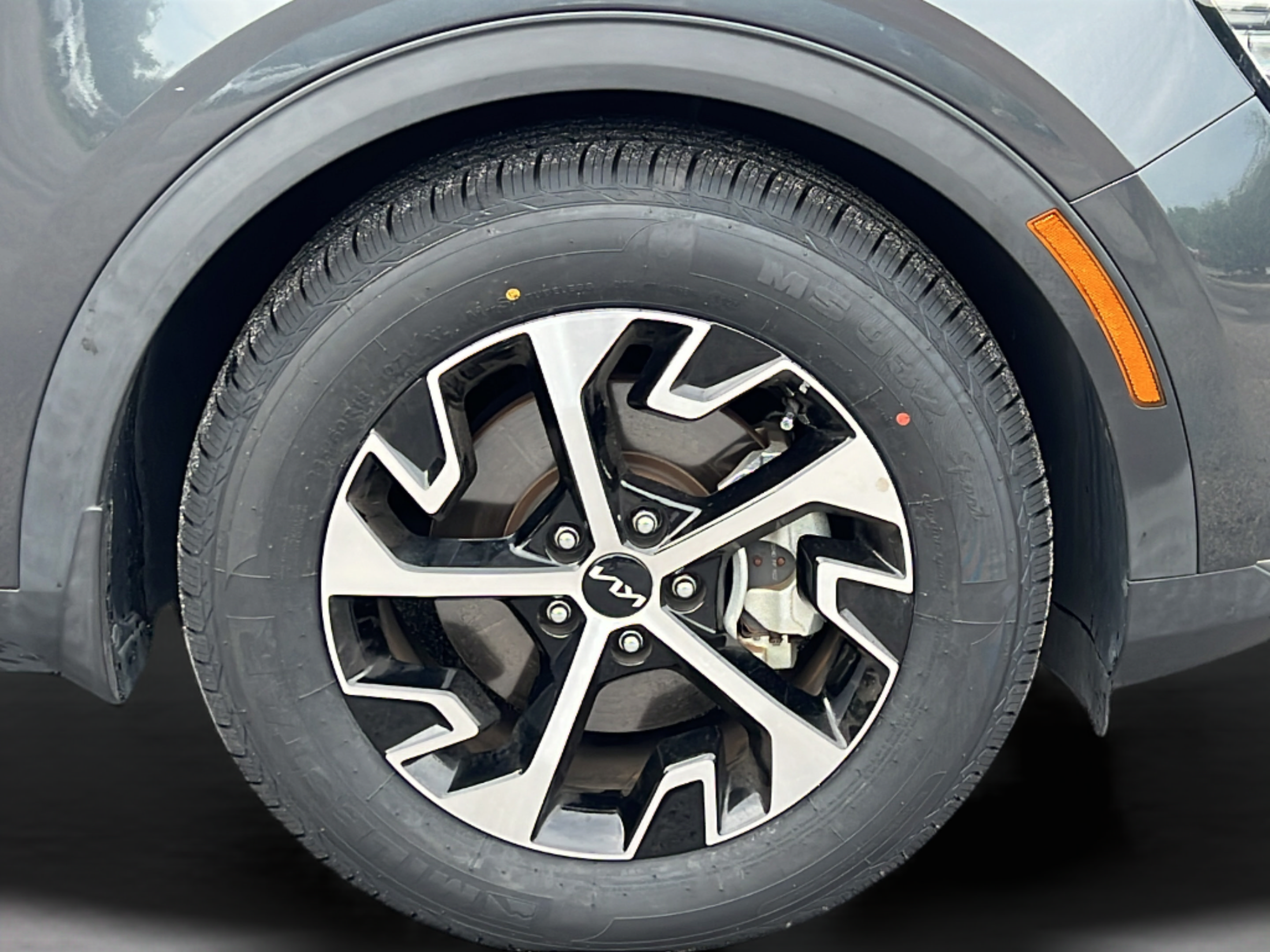 Certified 2023 Kia Sportage EX FWD image 24