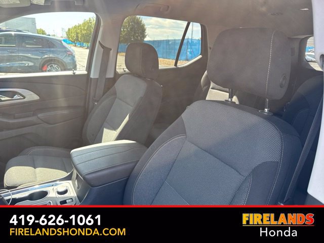 Used 2020 Chevrolet Traverse LT w/ Driver Confidence II Package AWD/4WD image 18