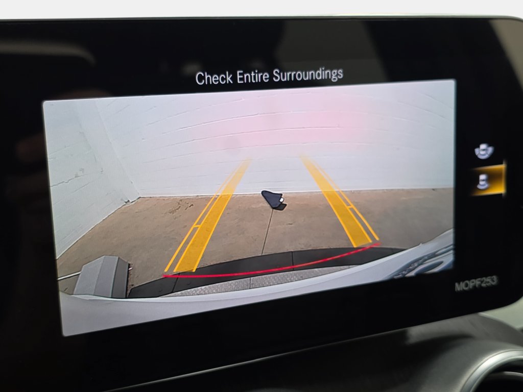 Used 2020 Mercedes-Benz GLC 300 4MATIC image 23