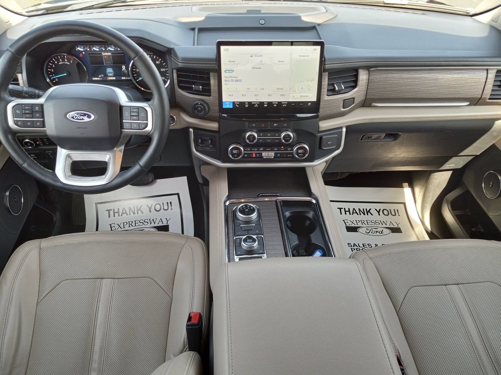 Used 2023 Ford Expedition Limited AWD/4WD image 17