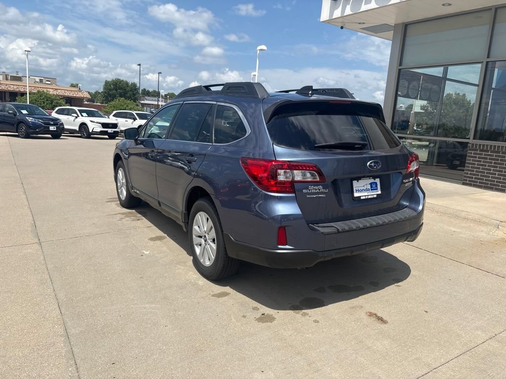 Used 2017 Subaru Outback 2.5i Premium AWD/4WD image 7