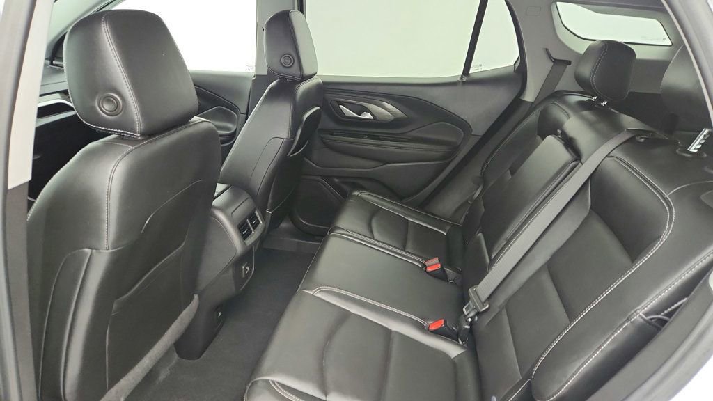 Used 2022 GMC Terrain SLT image 21