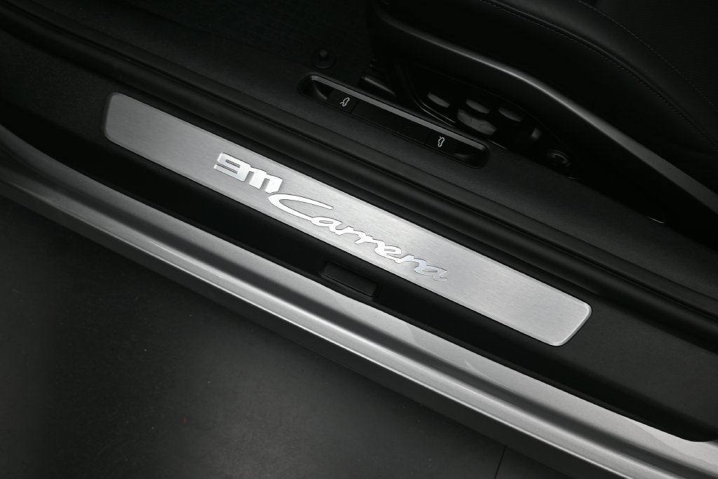 Certified 2026 Porsche 911 Carrera RWD image 23