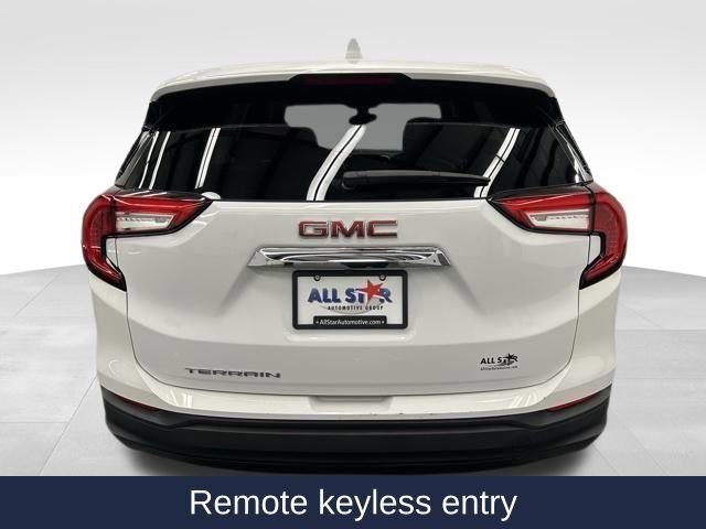 Used 2024 GMC Terrain SLE image 12