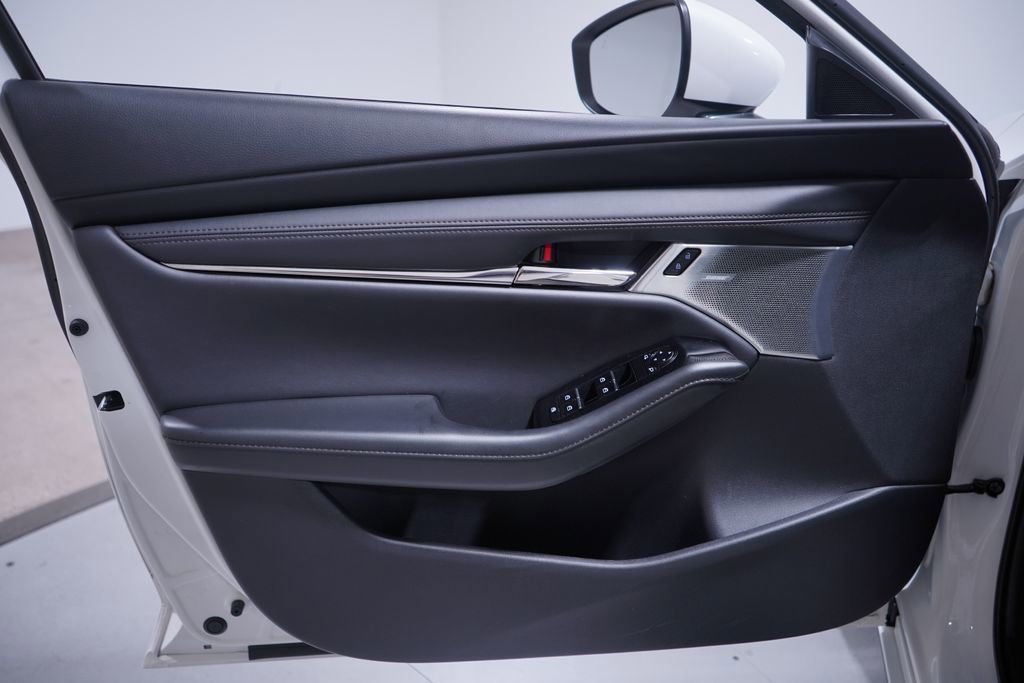 Used 2023 MAZDA MAZDA3 s image 16