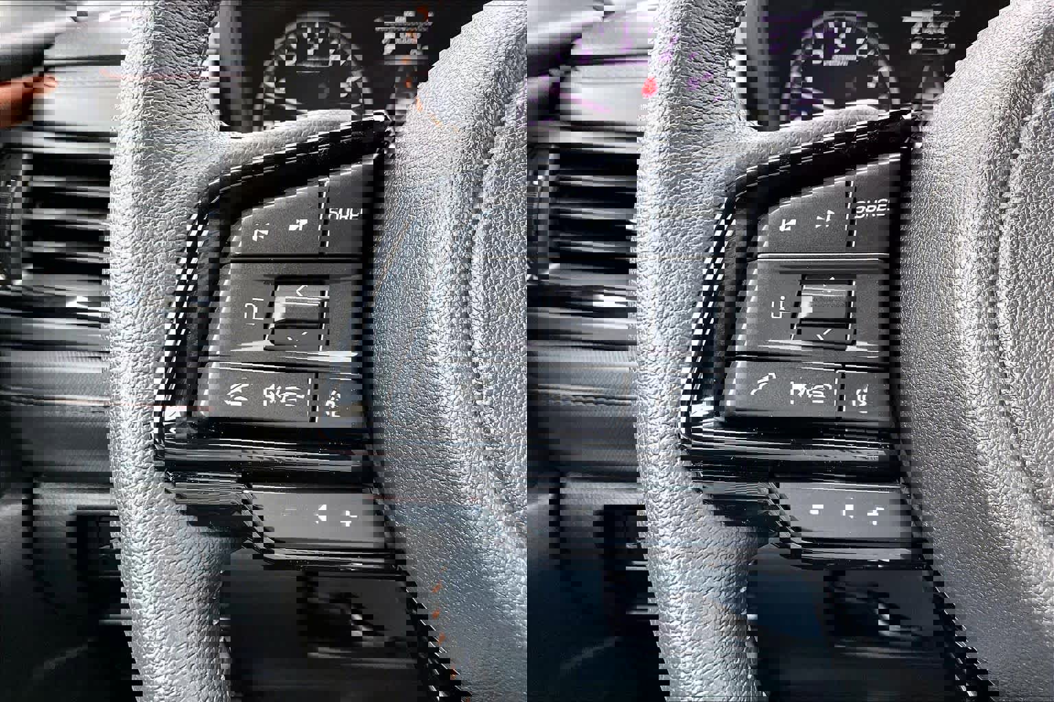 Used 2025 Subaru Forester Touring w/ Popular Package - Touring image 22