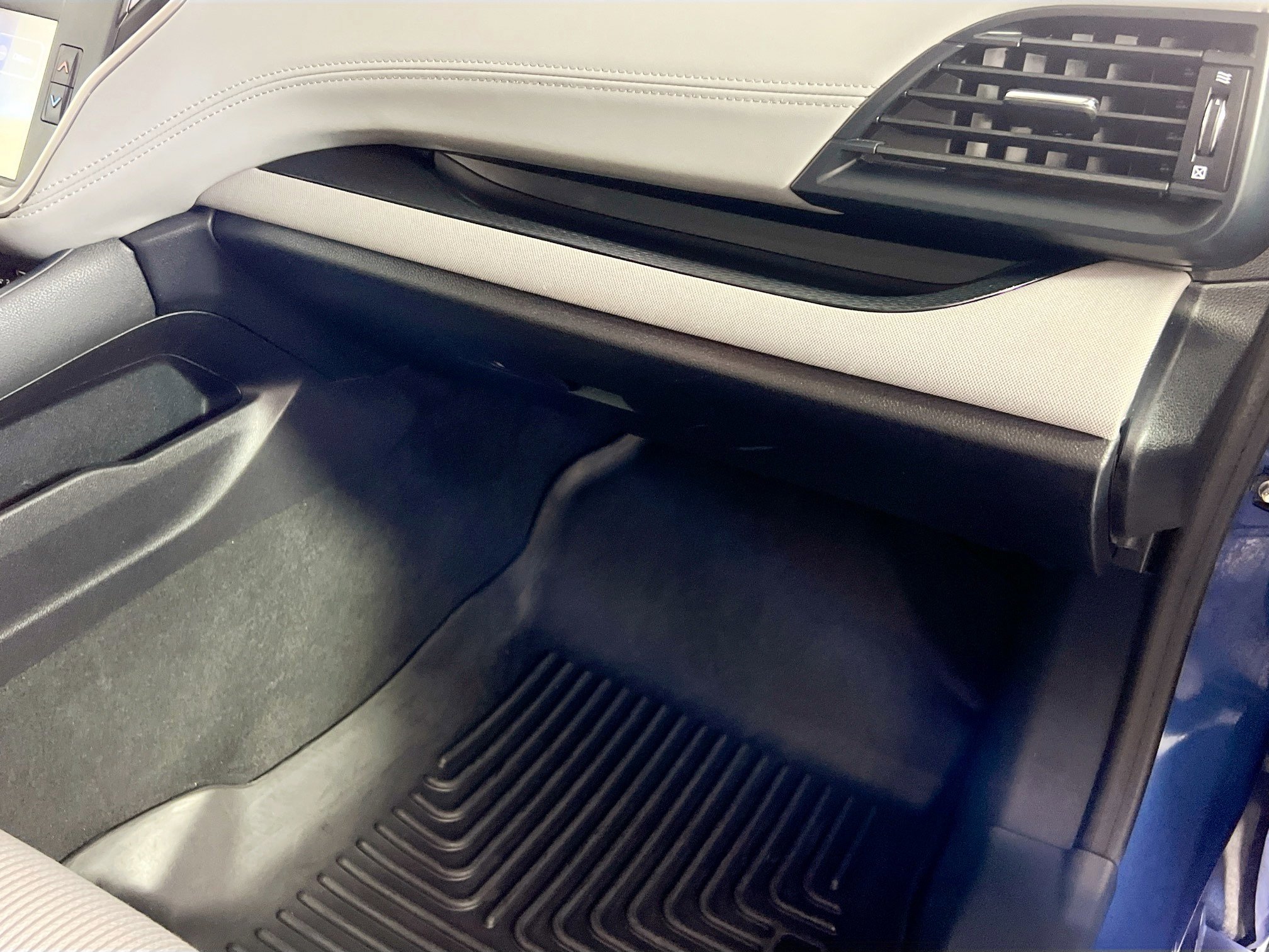 Used 2020 Subaru Legacy w/ Alloy Wheel Package image 34