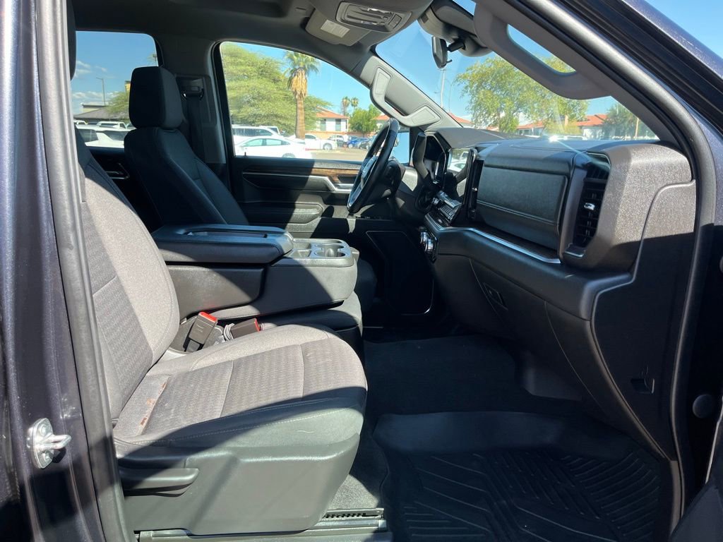 Used 2023 GMC Sierra 1500 Elevation image 17