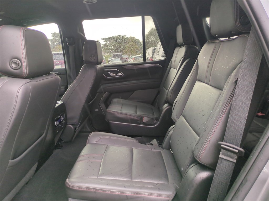 Used 2022 Chevrolet Tahoe RST w/ Luxury Package image 16