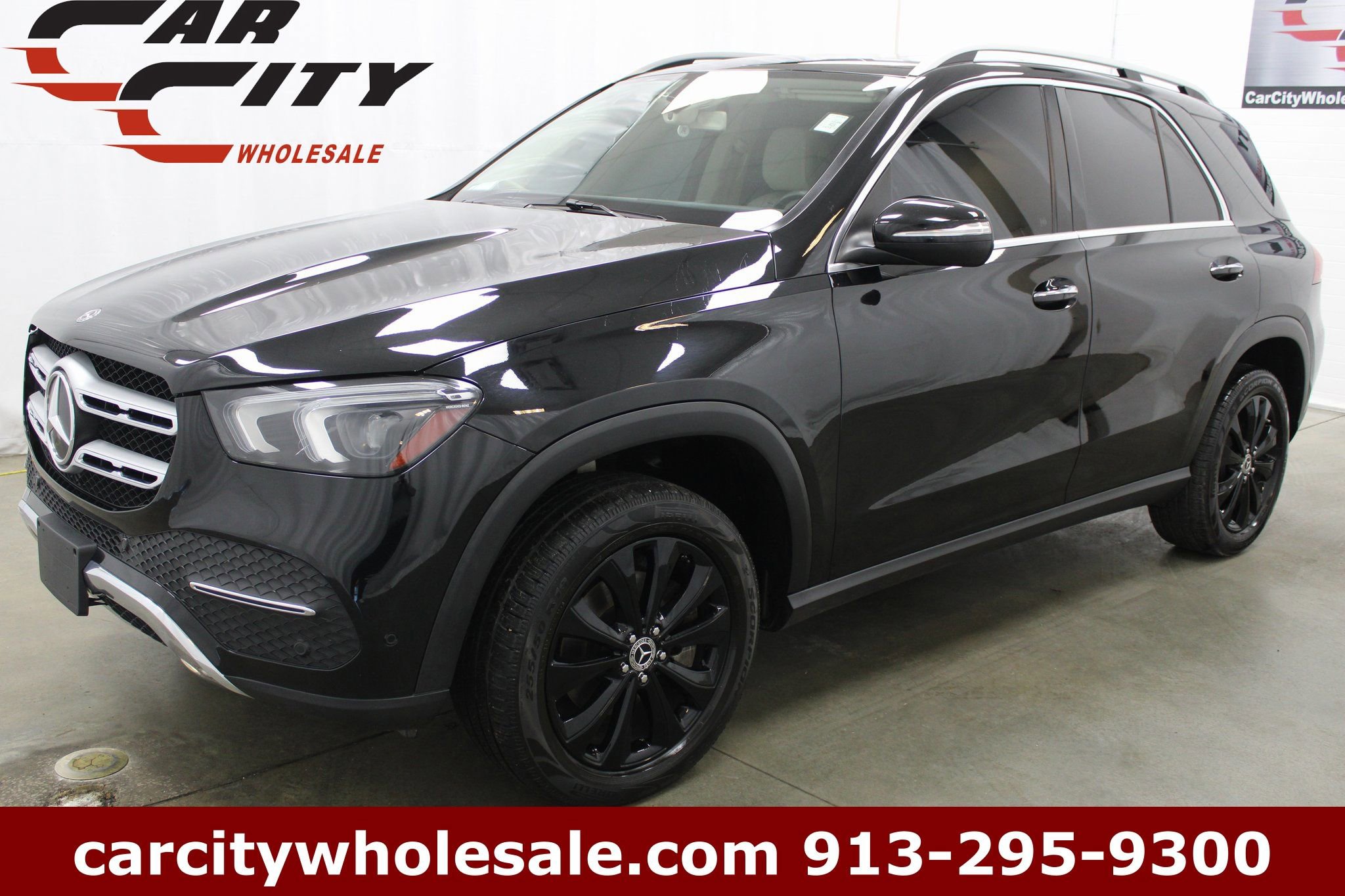 Used 2020 Mercedes-Benz GLE 350 4MATIC w/ Premium Package image 1