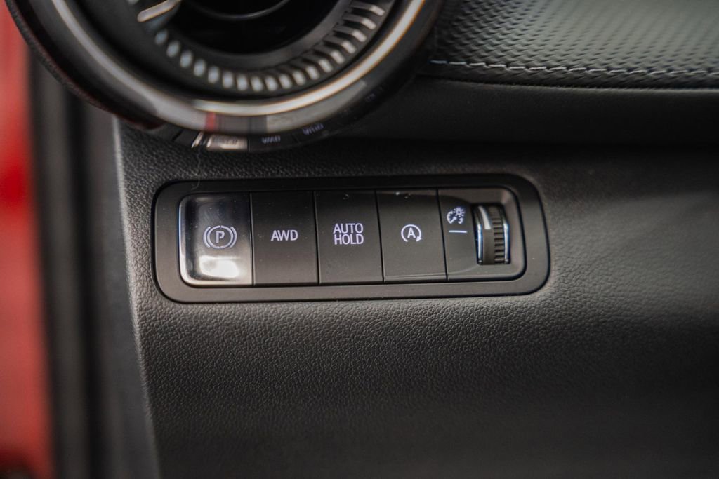 New 2026 Chevrolet Equinox LT w/ Convenience Package II AWD/4WD image 43