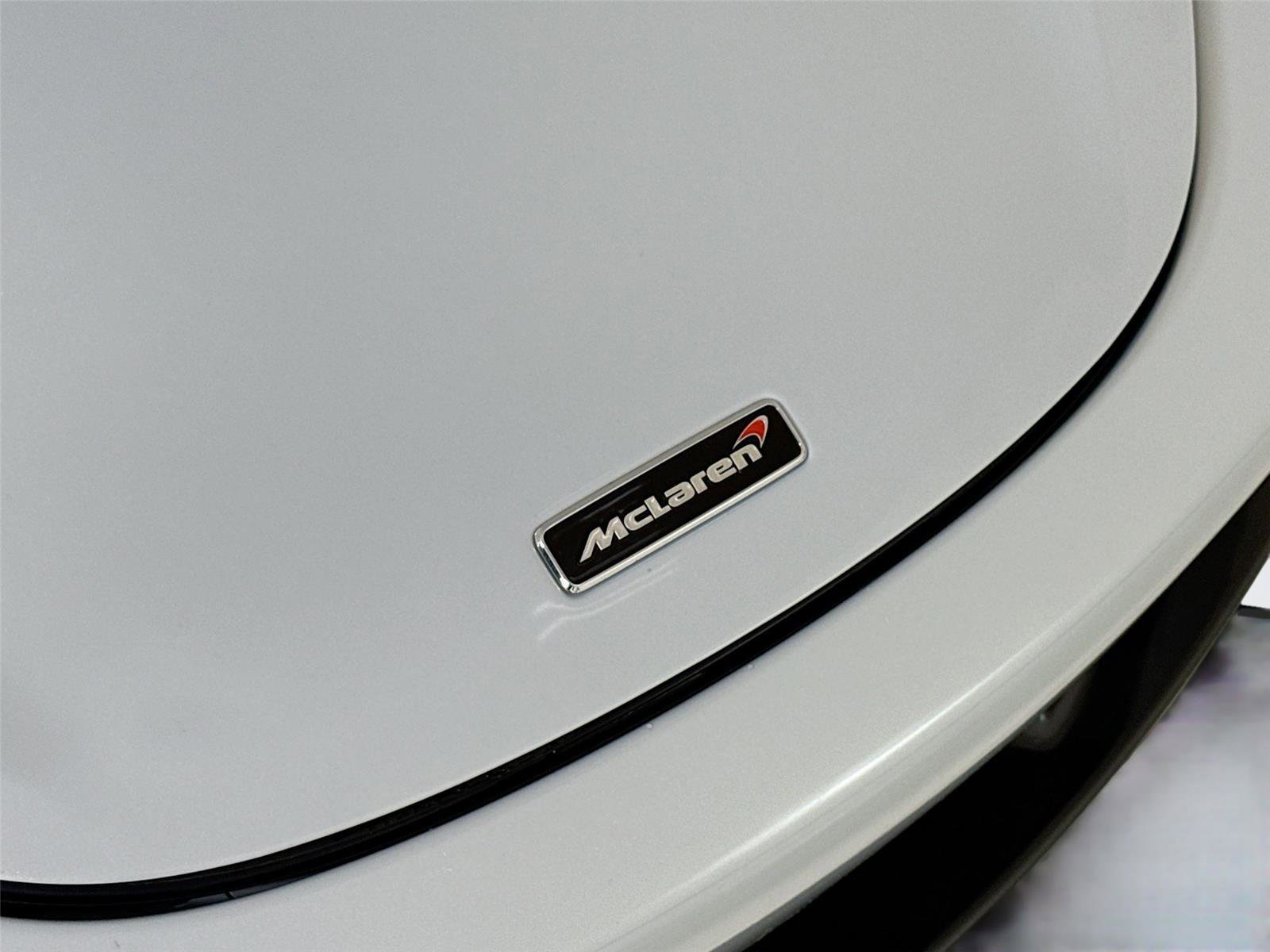 Used 2018 McLaren 720S image 28