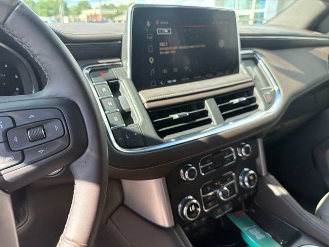 Used 2024 GMC Yukon SLT w/ SLT Luxury Package AWD/4WD image 51