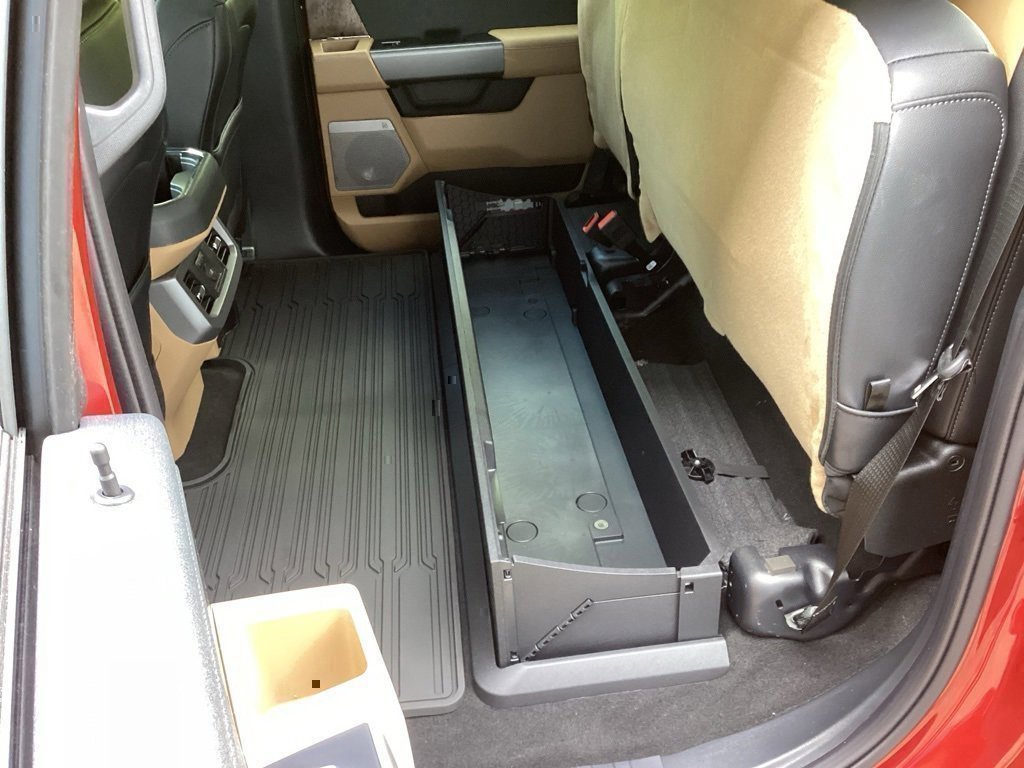 New 2025 Ford F250 Lariat w/ Black Appearance Package image 41