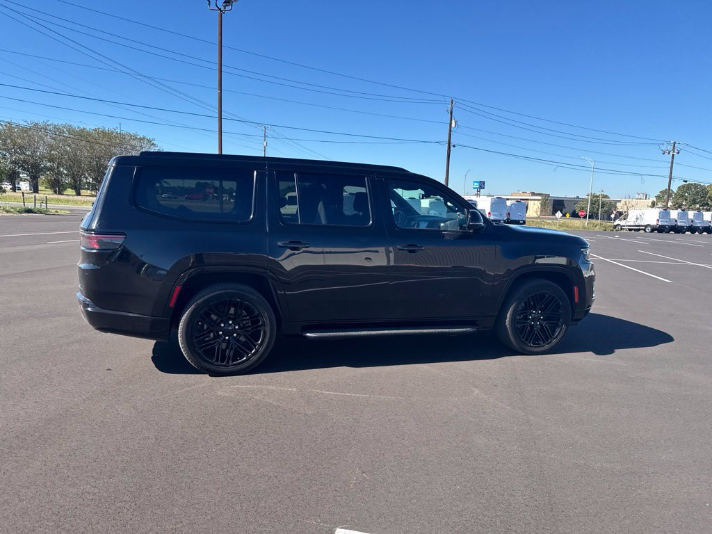 Used 2023 Jeep Wagoneer Series II RWD image 14