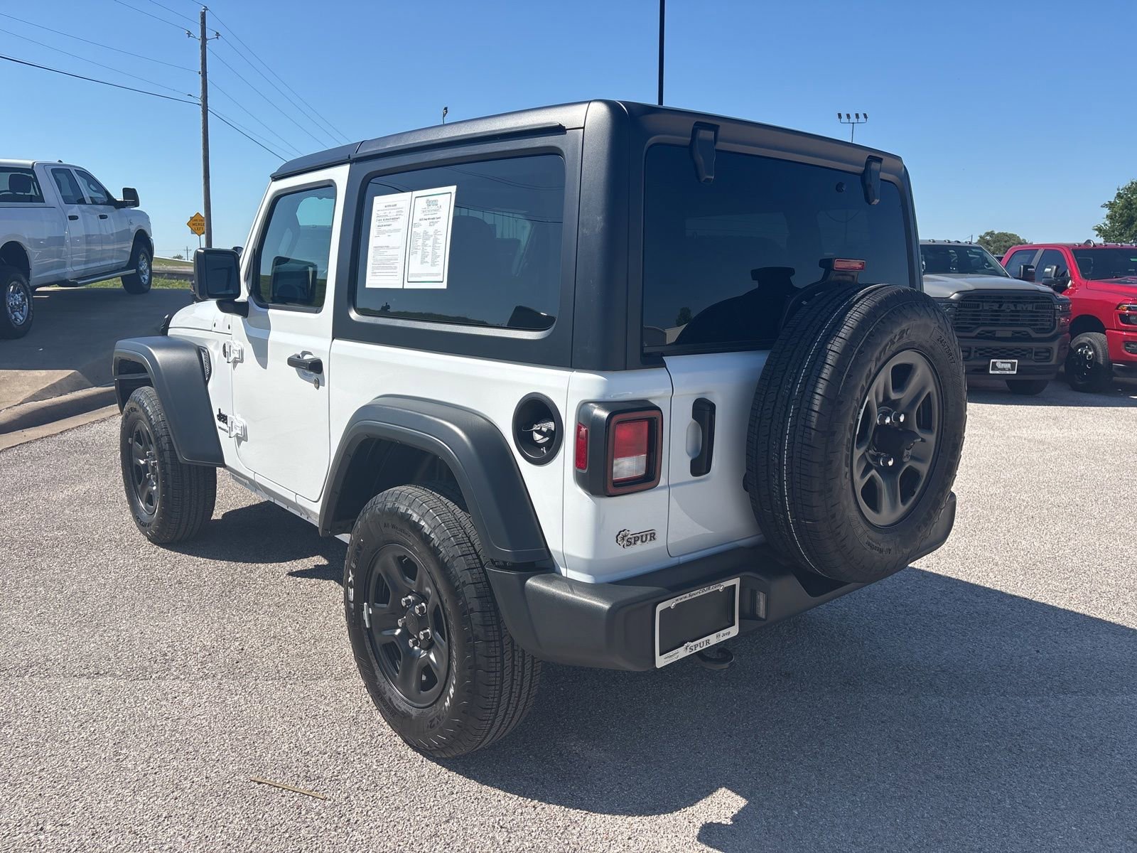Used 2025 Jeep Wrangler Sport AWD/4WD image 4