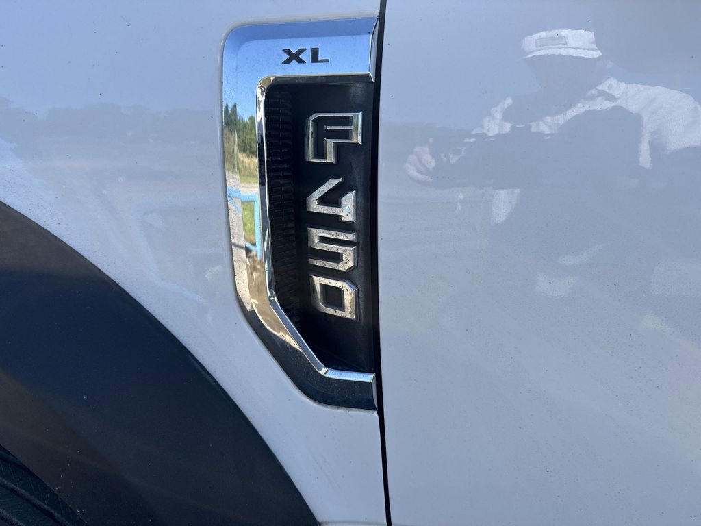 Used 2018 Ford F450 XL w/ XL Value Package AWD/4WD image 6