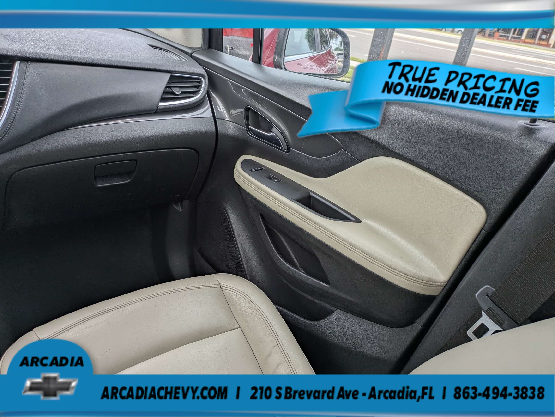 Used 2017 Buick Encore Essence FWD image 18