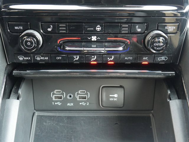 Used 2023 Jeep Grand Cherokee Altitude image 24