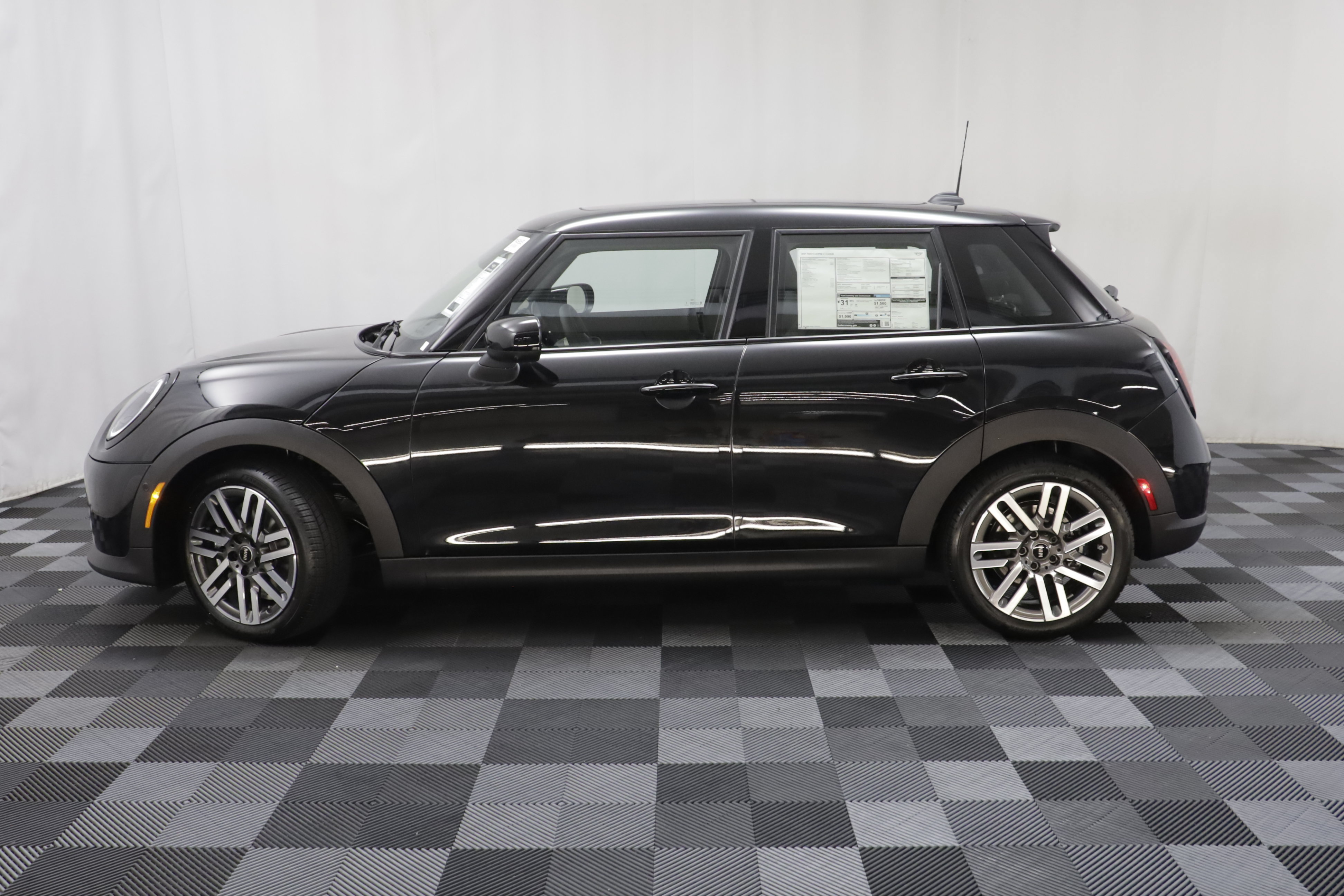 New 2027 MINI Cooper 4-Door Hardtop FWD image 5