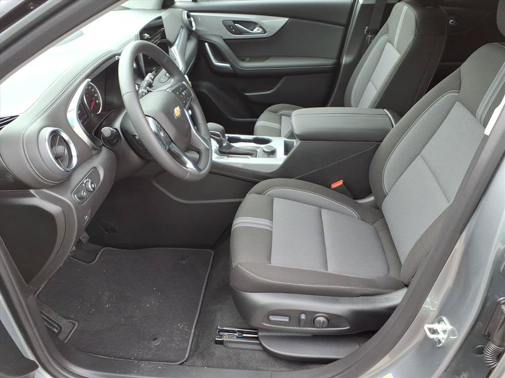 New 2026 Chevrolet Blazer LT w/ Convenience Package AWD/4WD image 5