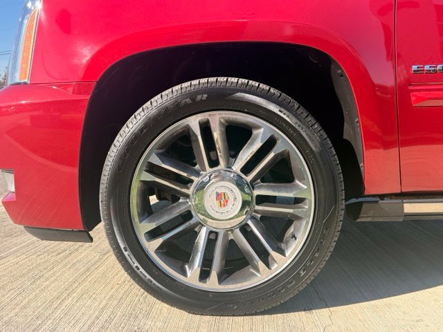Used 2012 Cadillac Escalade Premium AWD/4WD image 24