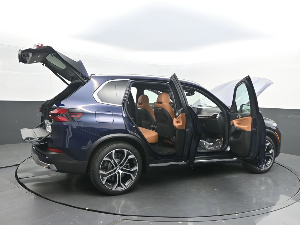 New 2026 BMW X5 xDrive50e AWD/4WD image 55