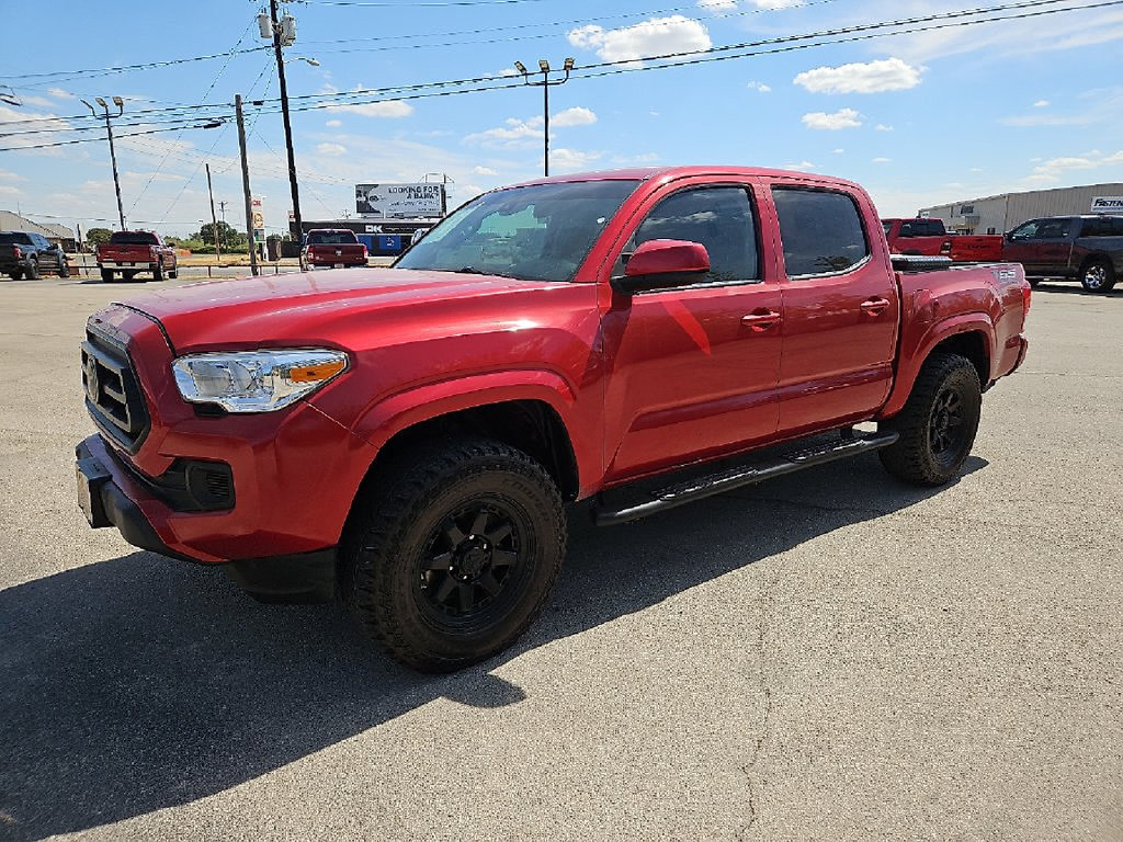 Used 2022 Toyota Tacoma SR AWD/4WD image 2