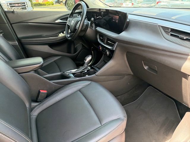 Used 2024 Buick Encore GX Sport Touring FWD image 22