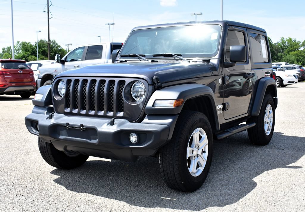 Used 2020 Jeep Wrangler Sport AWD/4WD image 1