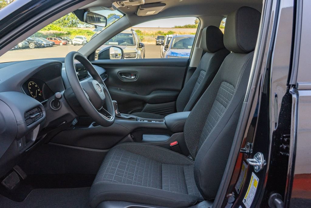 New 2027 Honda HR-V LX image 23