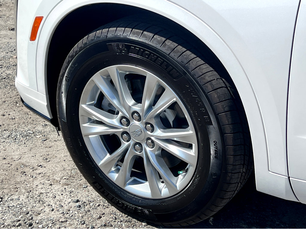 New 2025 Cadillac XT6 Luxury image 27