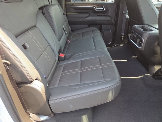 Used 2024 Chevrolet Silverado 3500 High Country w/ High Country Premium Package AWD/4WD image 23