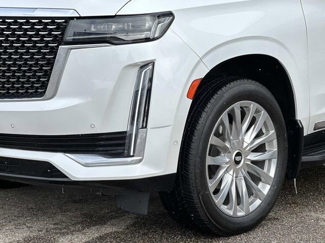 Used 2021 Cadillac Escalade Premium Luxury AWD/4WD image 7