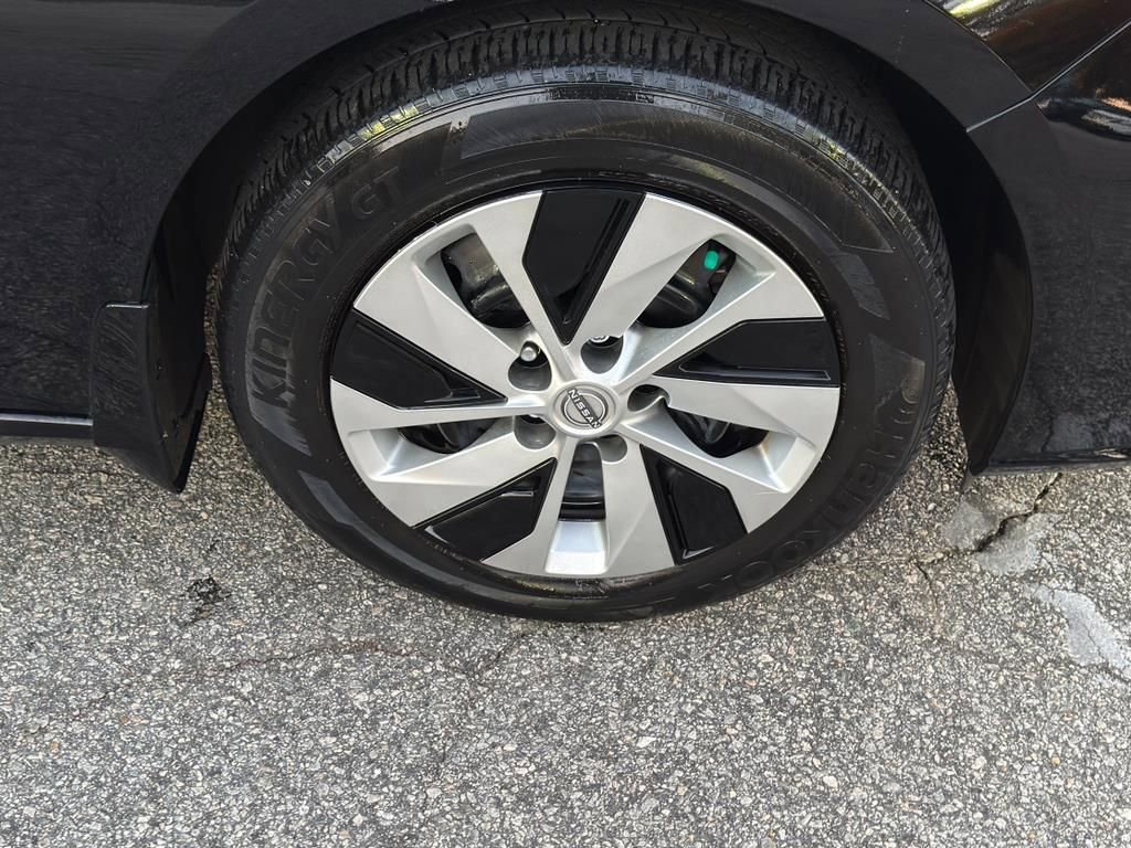 Certified 2024 Nissan Altima 2.5 S image 9