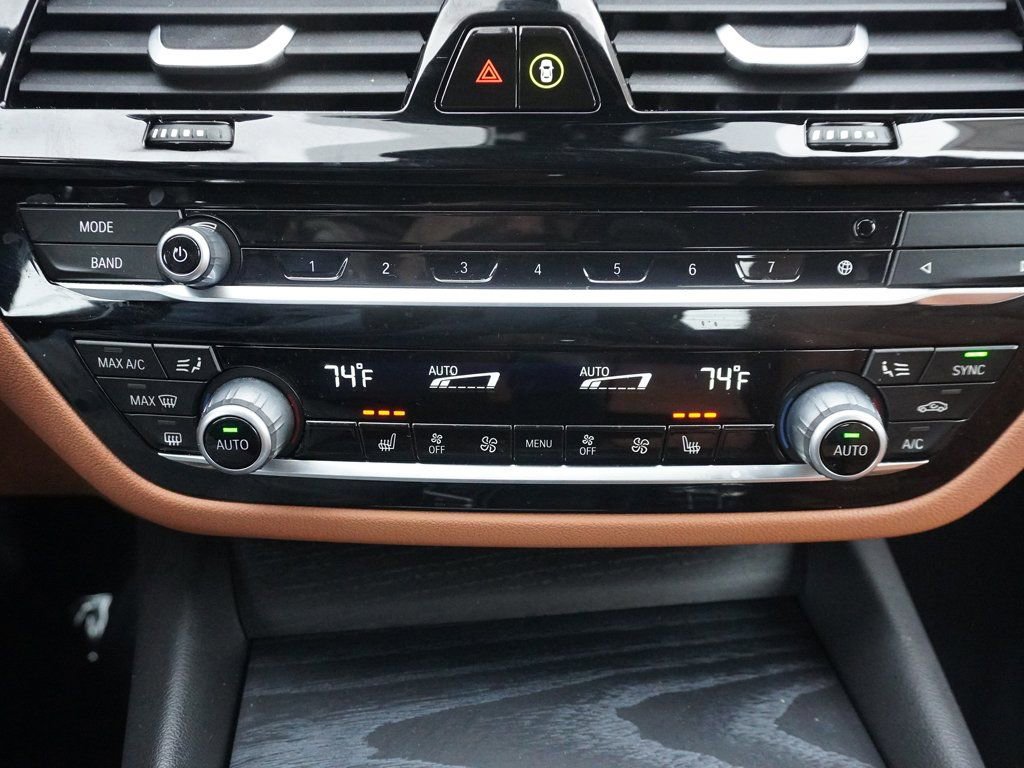 Used 2023 BMW 540i xDrive w/ Premium Package image 63