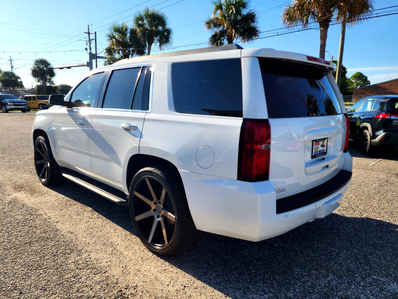 Used 2016 Chevrolet Tahoe LT image 3