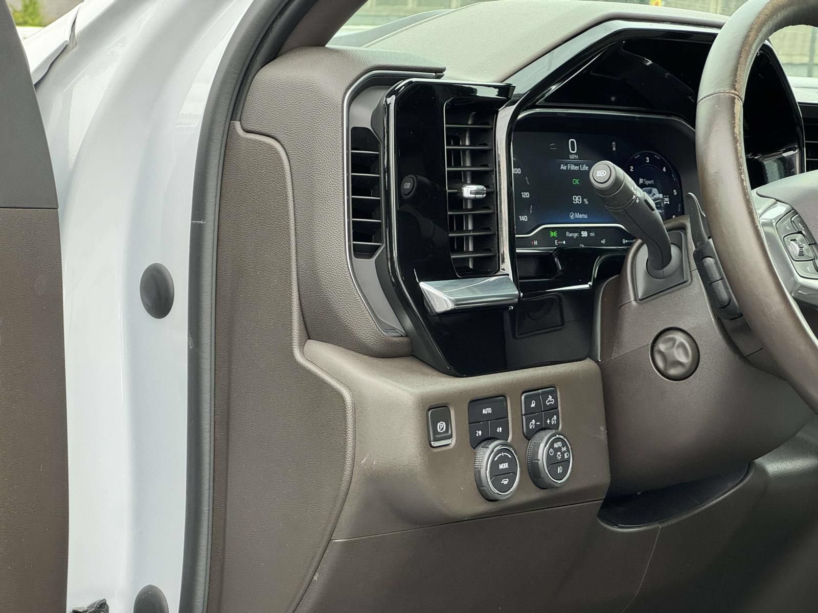 Used 2023 Chevrolet Silverado 1500 LTZ w/ LTZ Convenience Package II AWD/4WD image 12