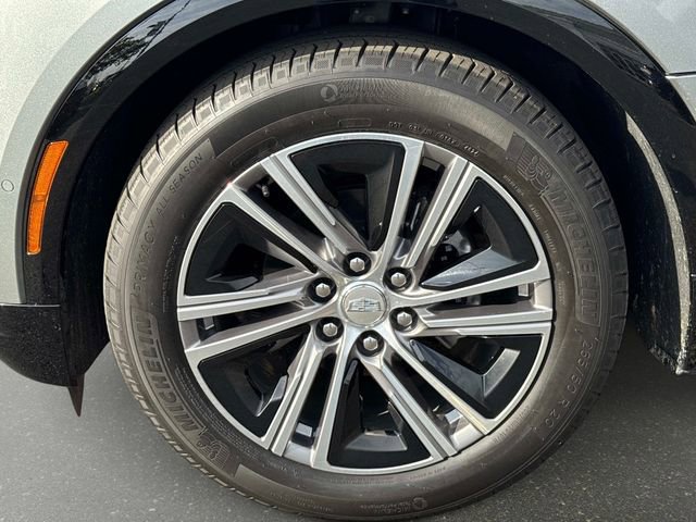 New 2025 Cadillac Lyriq Luxury w/ LPO, Floor Liner Package image 9