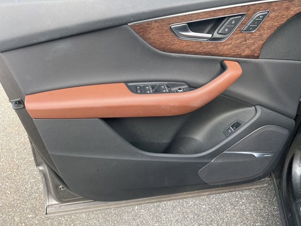 Used 2020 Audi Q7 3.0T Premium Plus w/ Premium Plus Package image 10