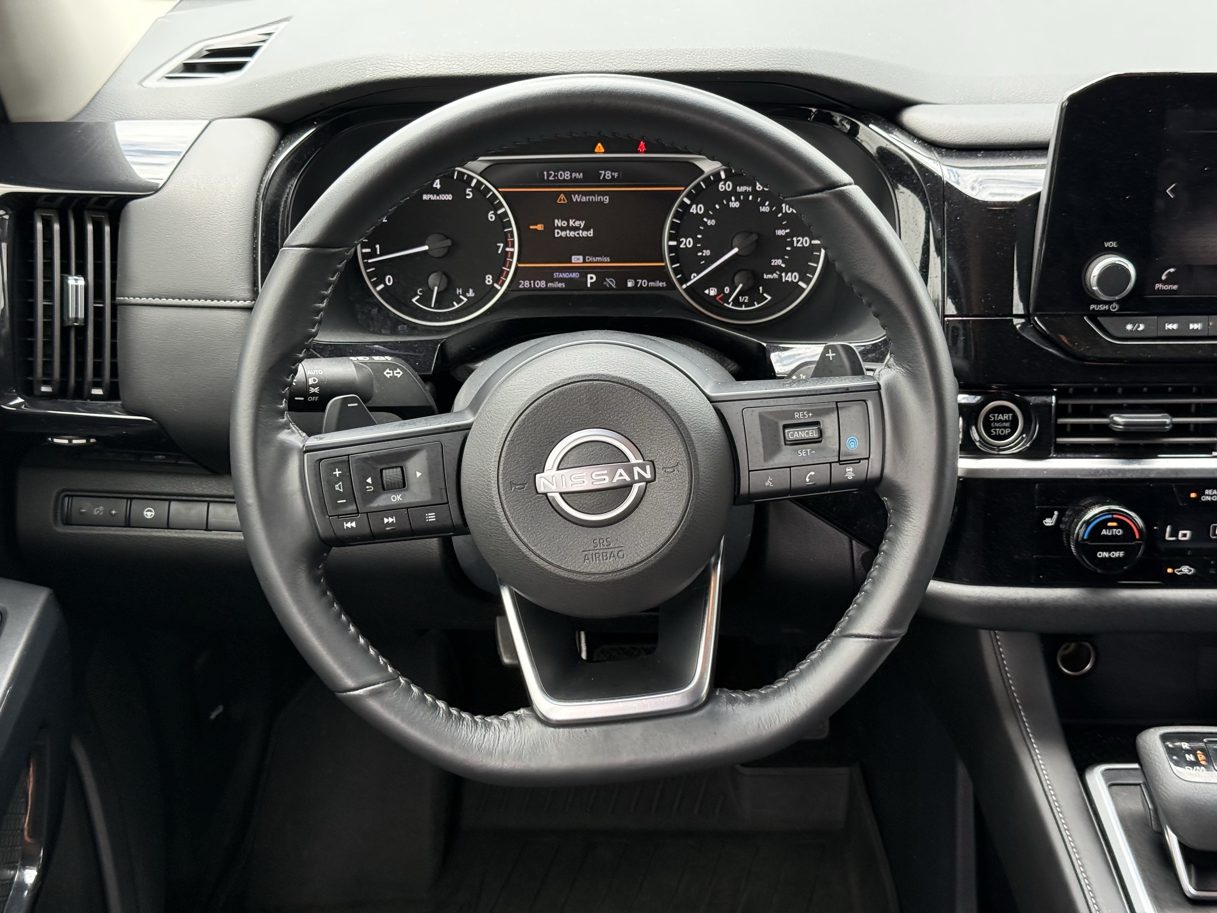 Used 2024 Nissan Pathfinder SV w/ Black Appearance Package FWD image 15