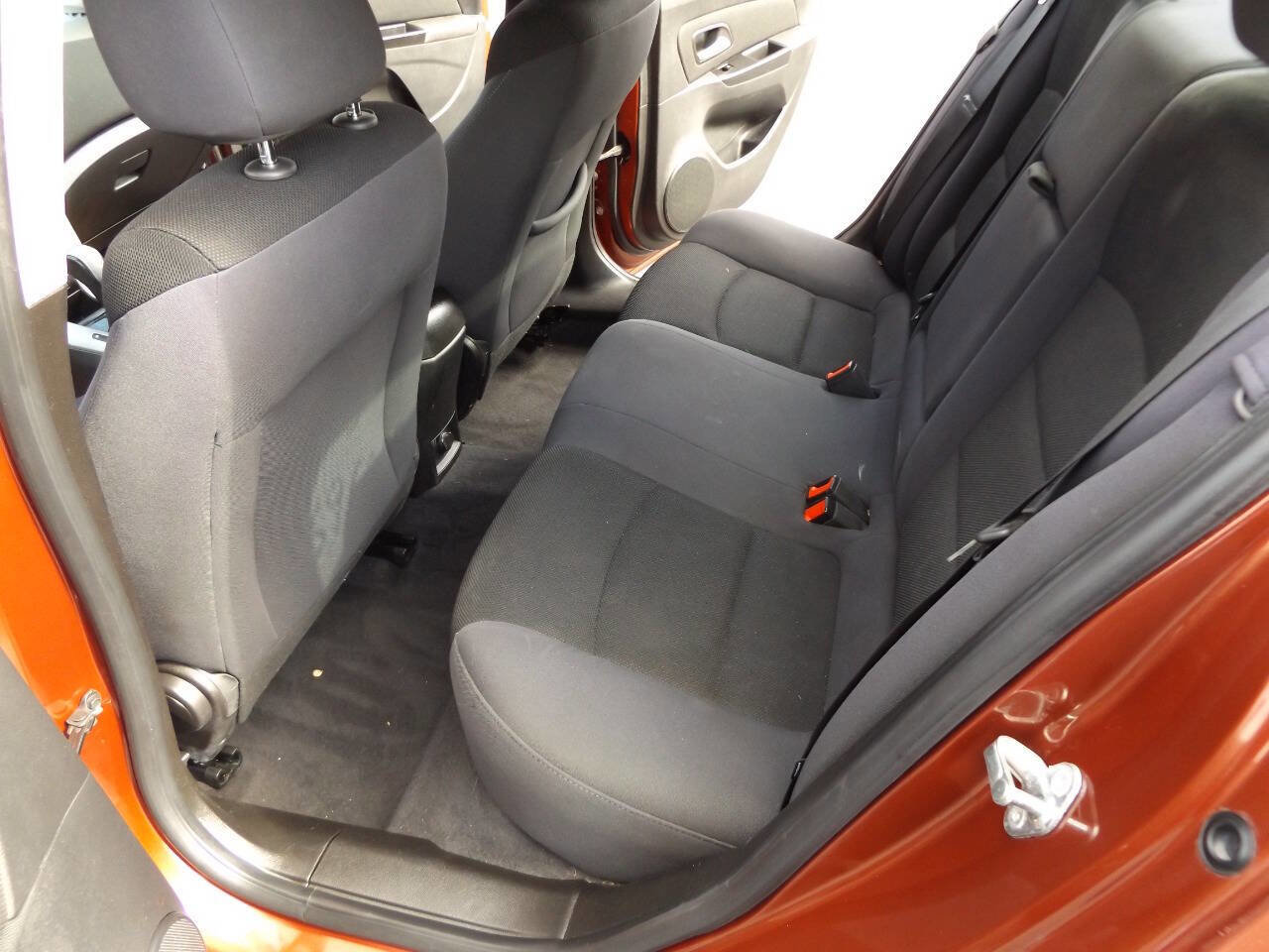 Used 2013 Chevrolet Cruze LT image 16